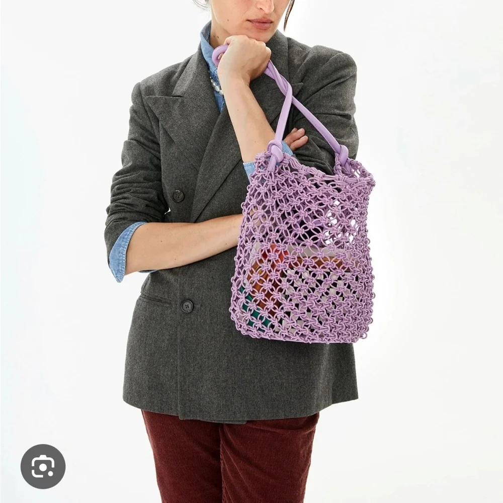 Clare v Elegant Black Woven leather georgette Bag - Picture 6 of 6